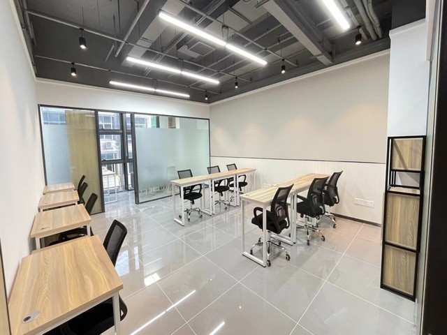 深圳市工伤纠纷找一个律师怎么收费